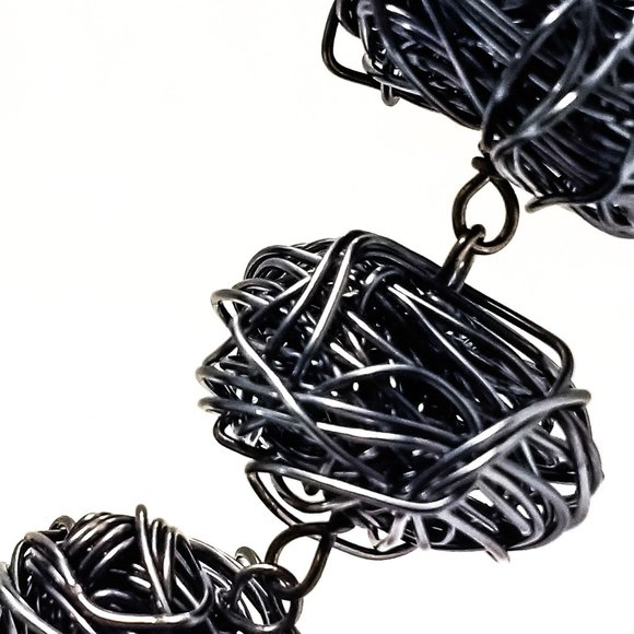 Handmade lightweight necklace 22" modern jewelry. - Picture 3 of 7